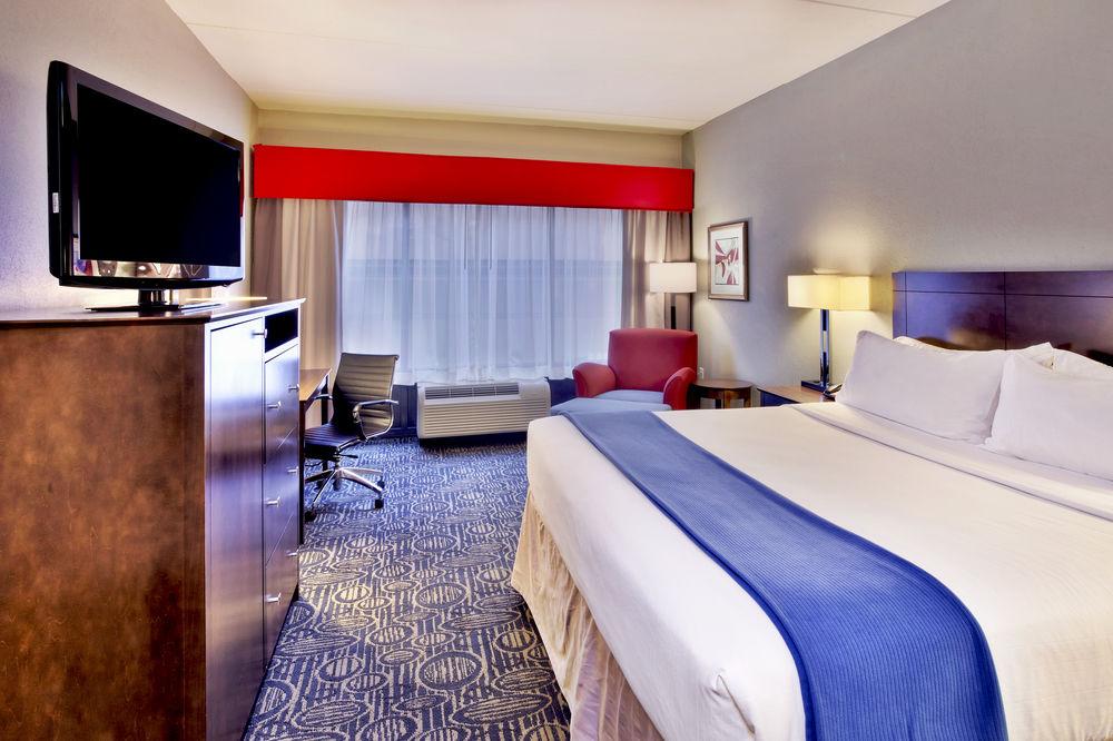 Express & By Ihg Hotel 2*
