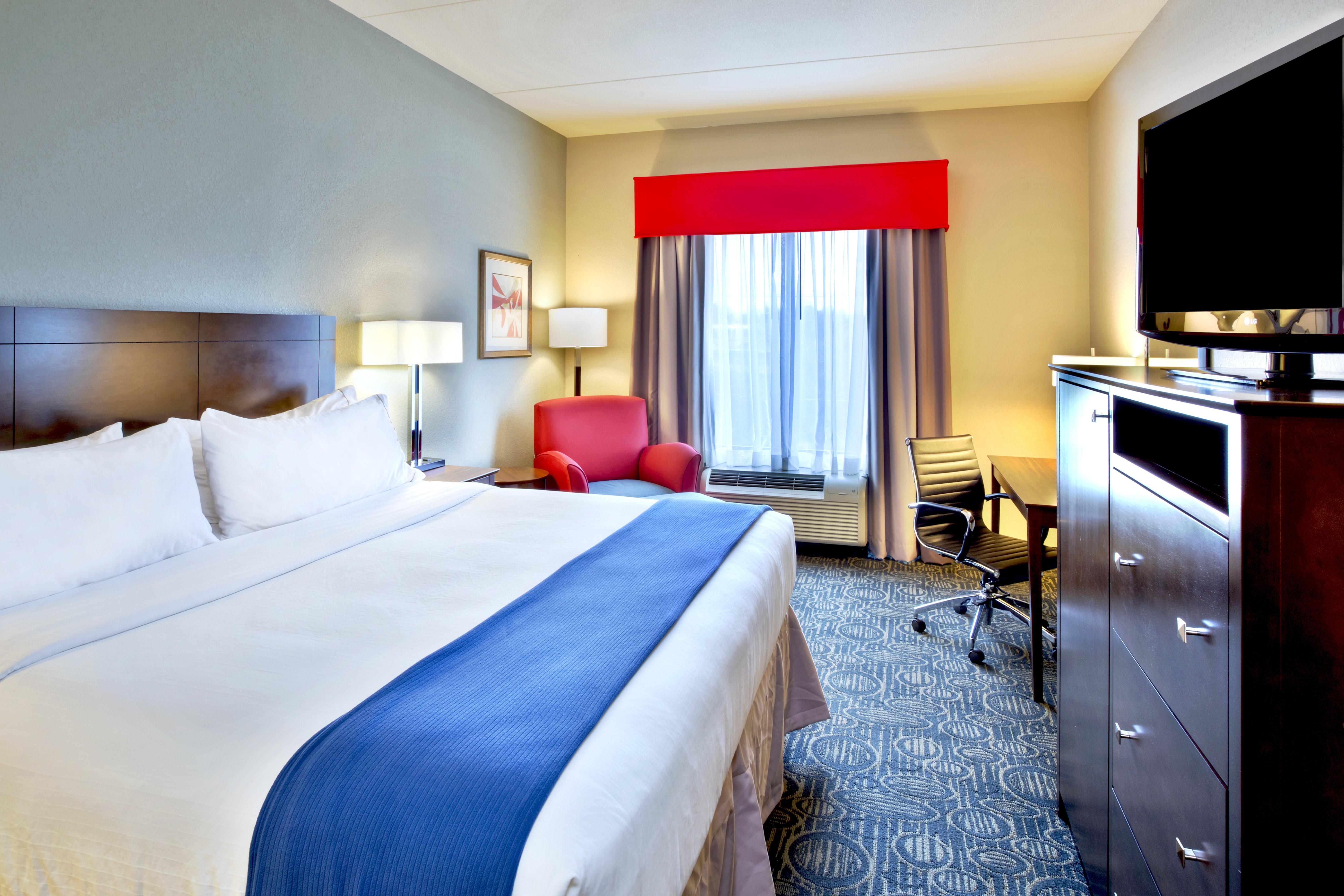 Express & By Ihg Hotel 2*