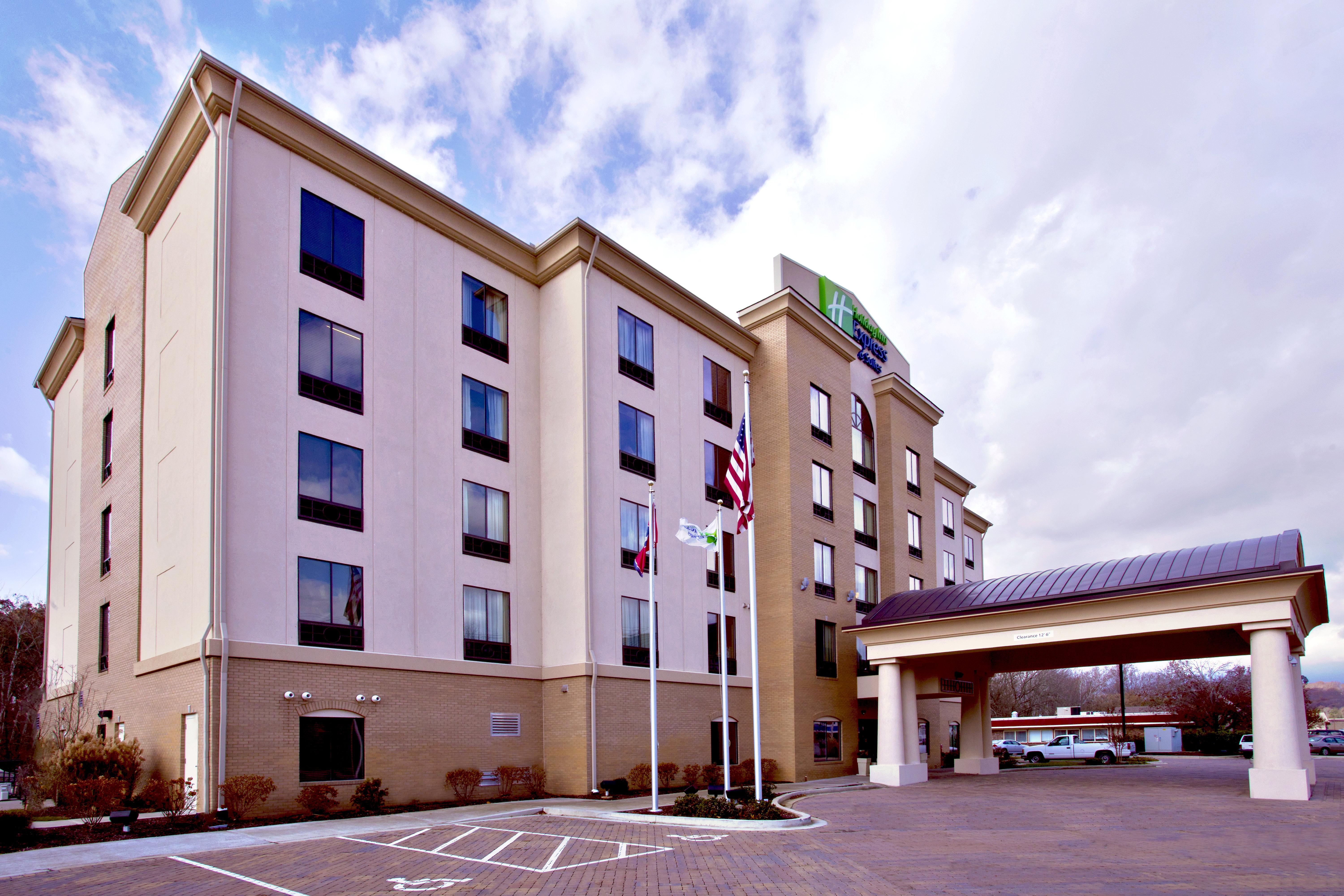 Express & By Ihg