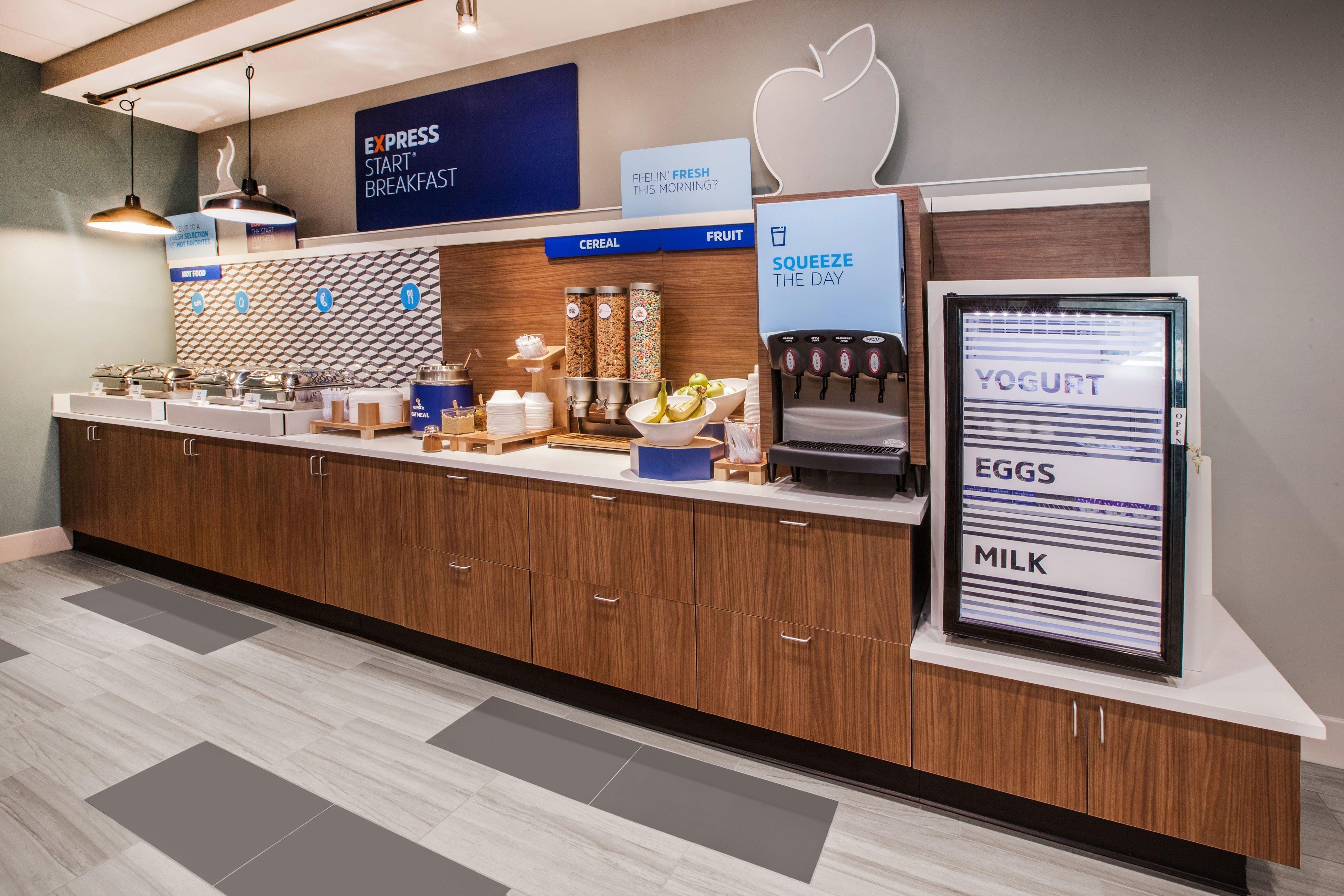 Express & By Ihg Hotel Oak Ridge
