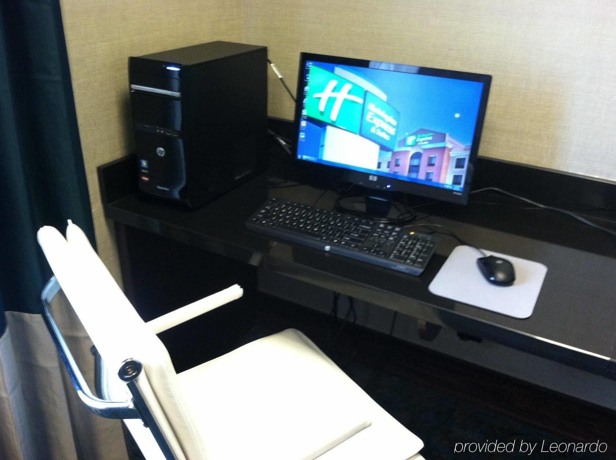 Hotel Express & By Ihg 2*