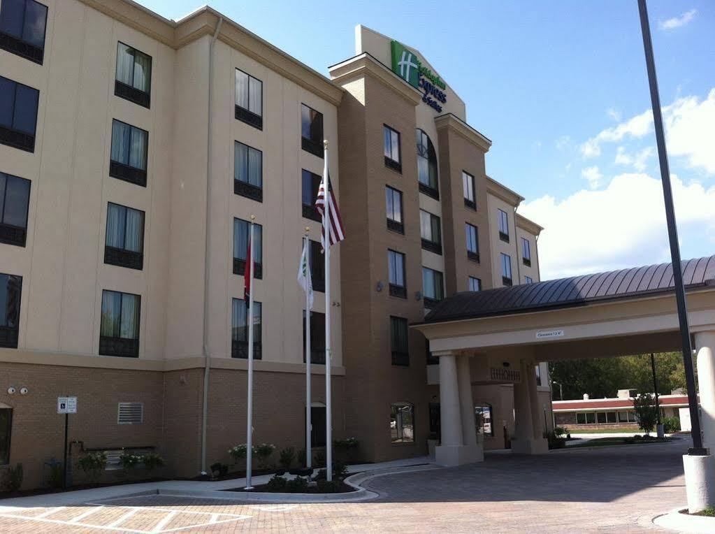Express & By Ihg 2*