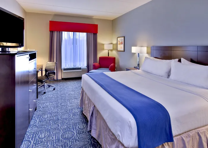 Holiday Inn Express & Suites Oak Ridge By Ihg
