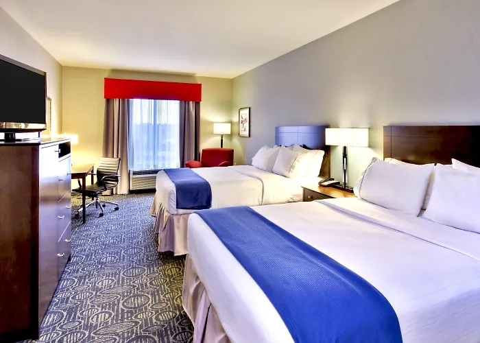 Holiday Inn Express & Suites Oak Ridge By Ihg