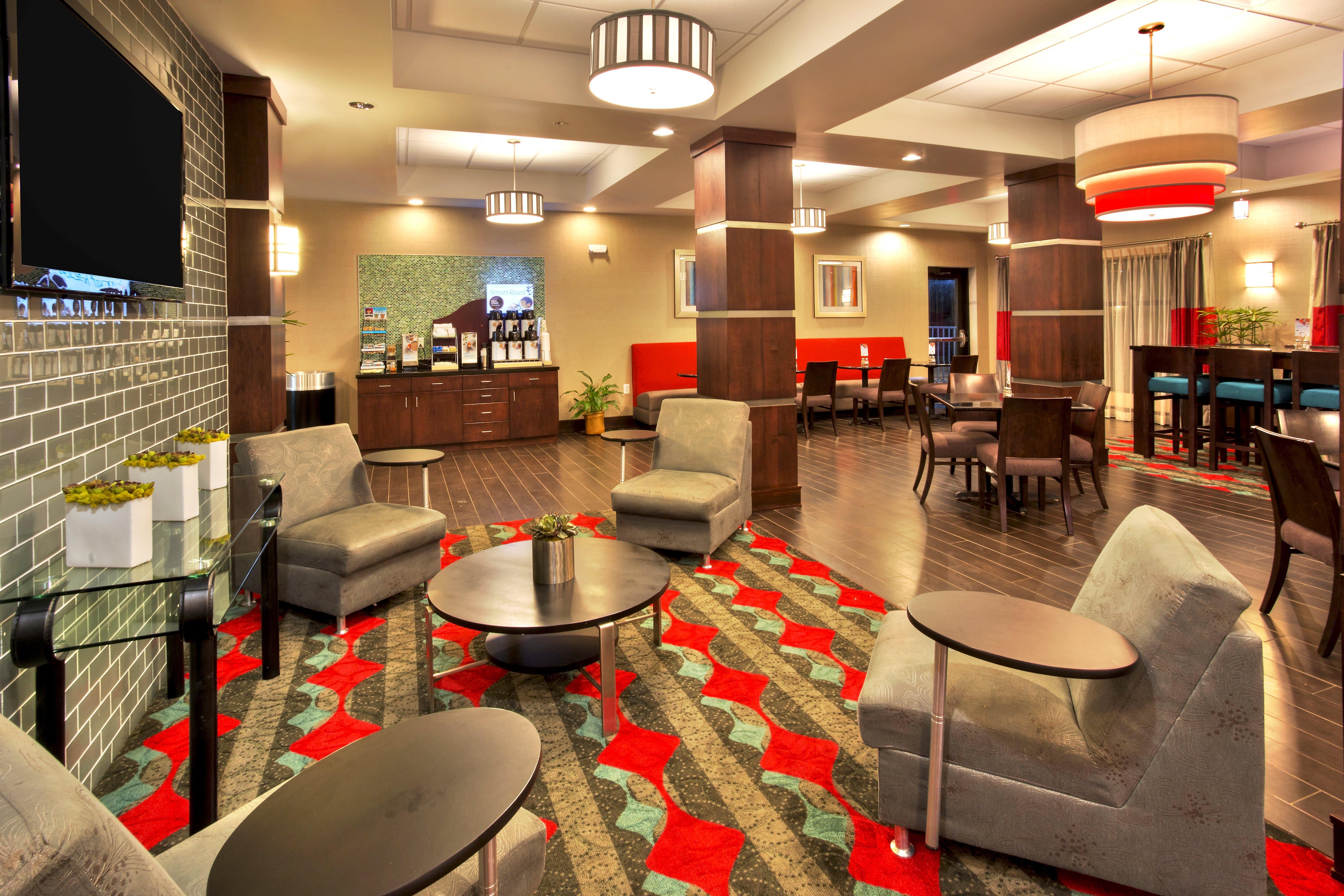 Express & By Ihg 2*