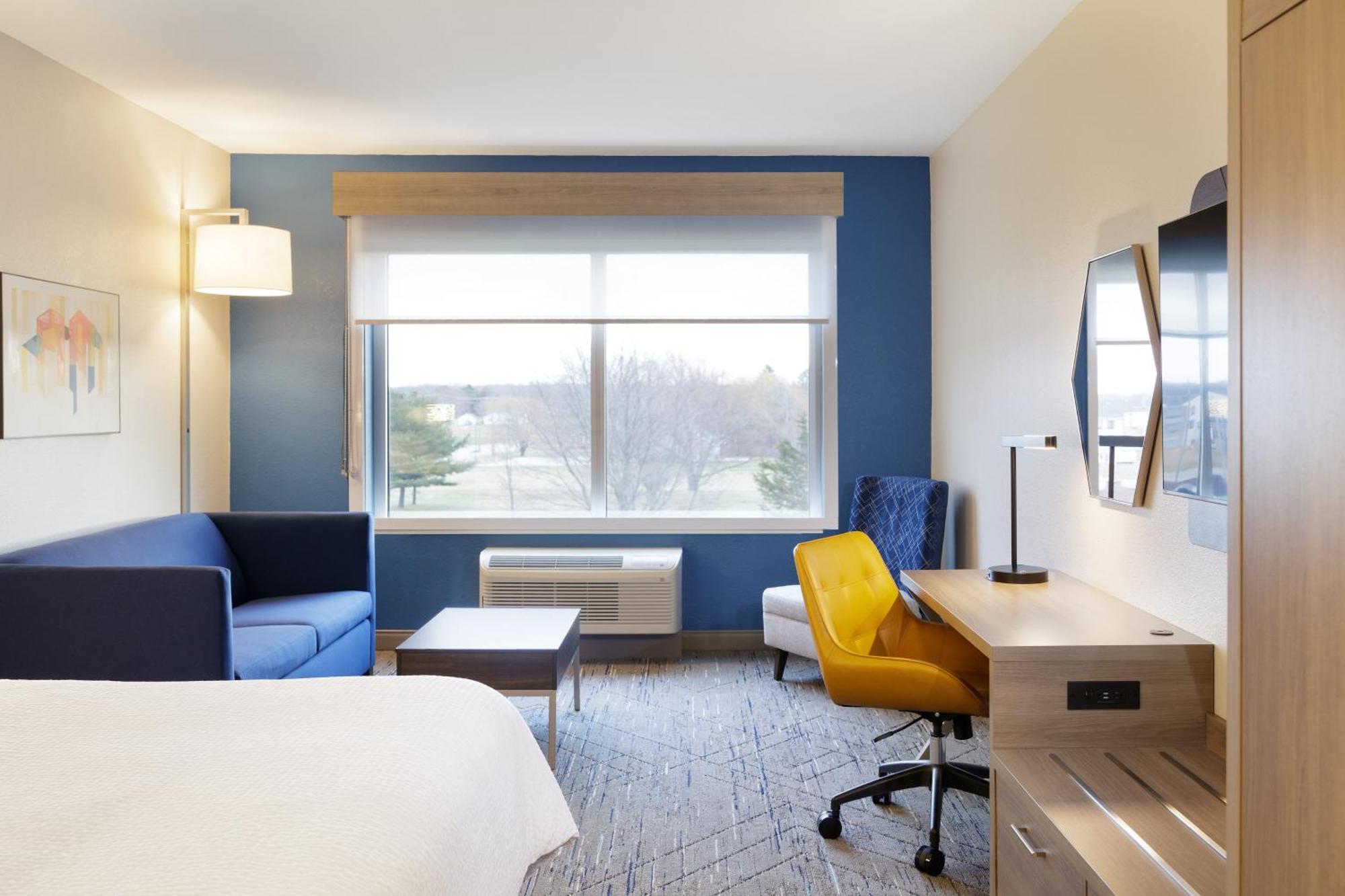 Express & By Ihg Hotel Oak Ridge